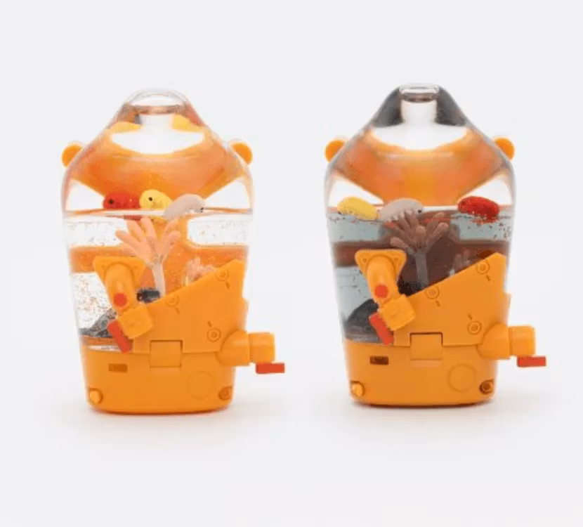 death-stranding-2-bb-pod-snow-globes-turn-cryptobiote-habitat-into-arcade-gold-image-1